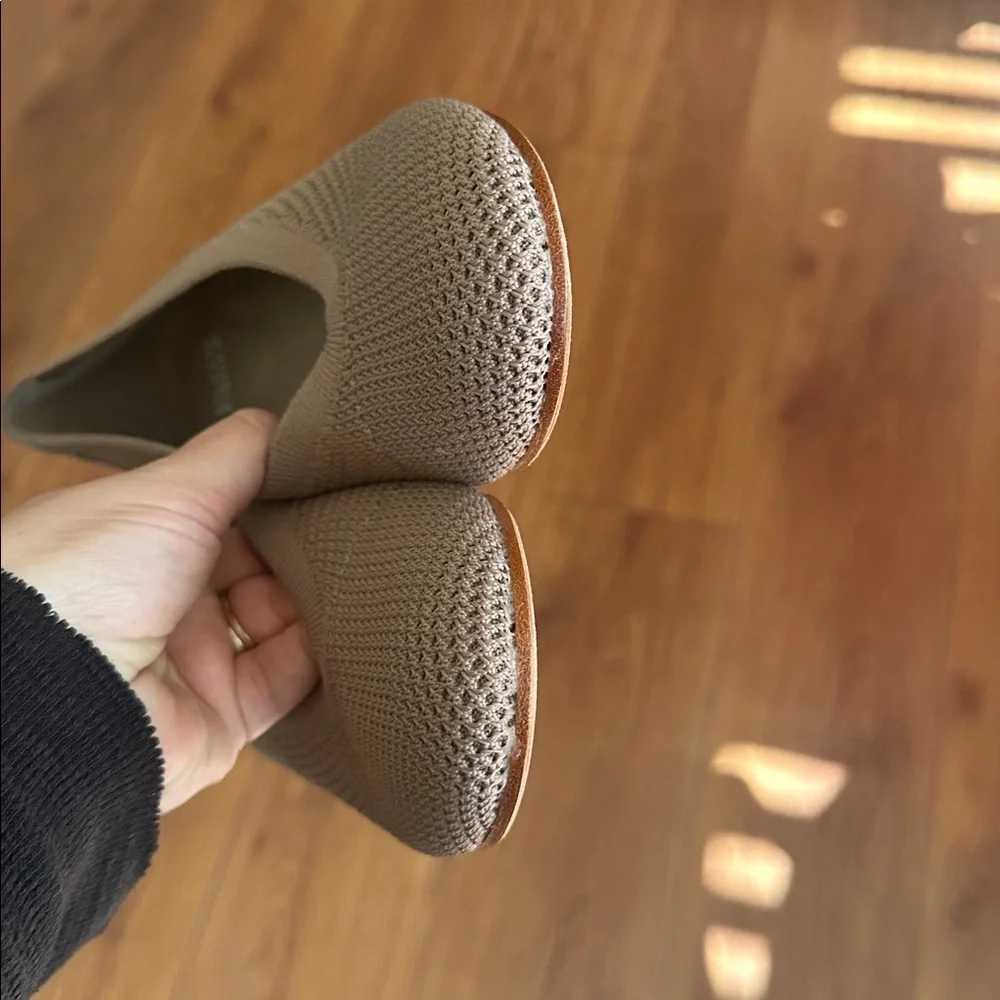 Eileen Fisher Women's Taupe‎ Knit Flats - Picture 3 of 4